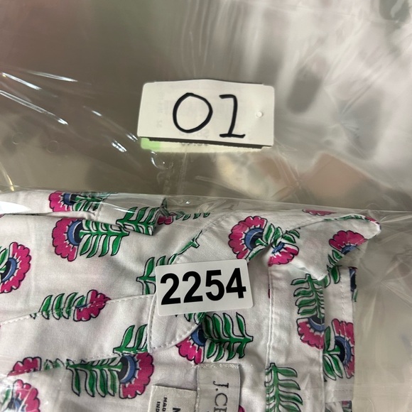 J.Crew Proppy Summer 2024 Size M Floral Short Sleeve Blouse Top  Vacation Hotel - Picture 13 of 13